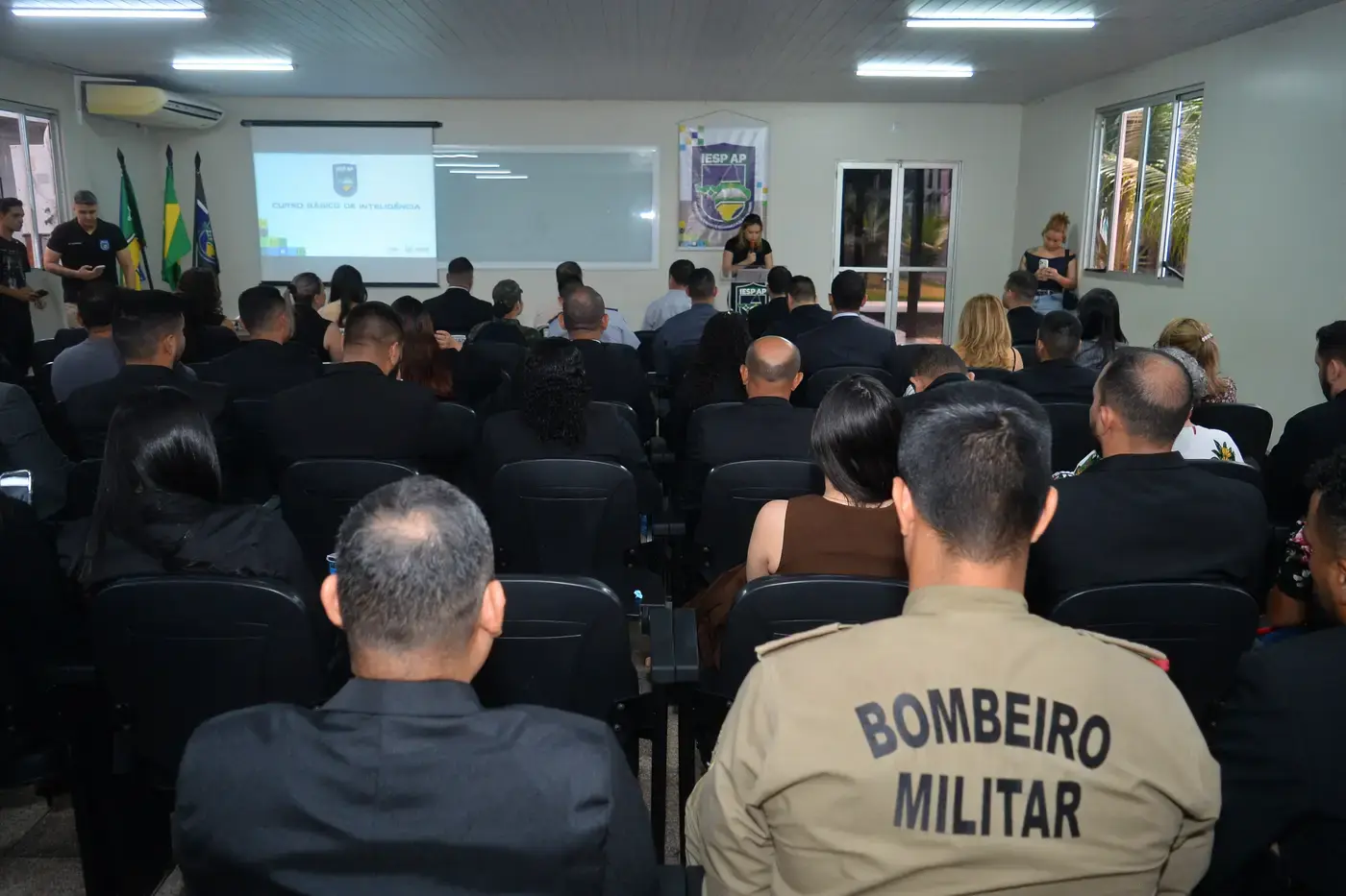 Mais de 40 novos agentes de inteligência são formados para reforçar combate ao crime