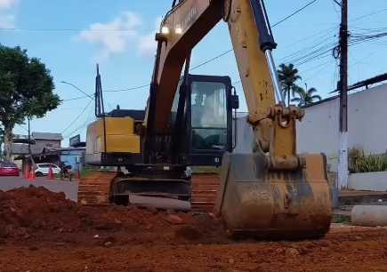 Oiapoque avança com obras de drenagem profunda em ruas da área urbana