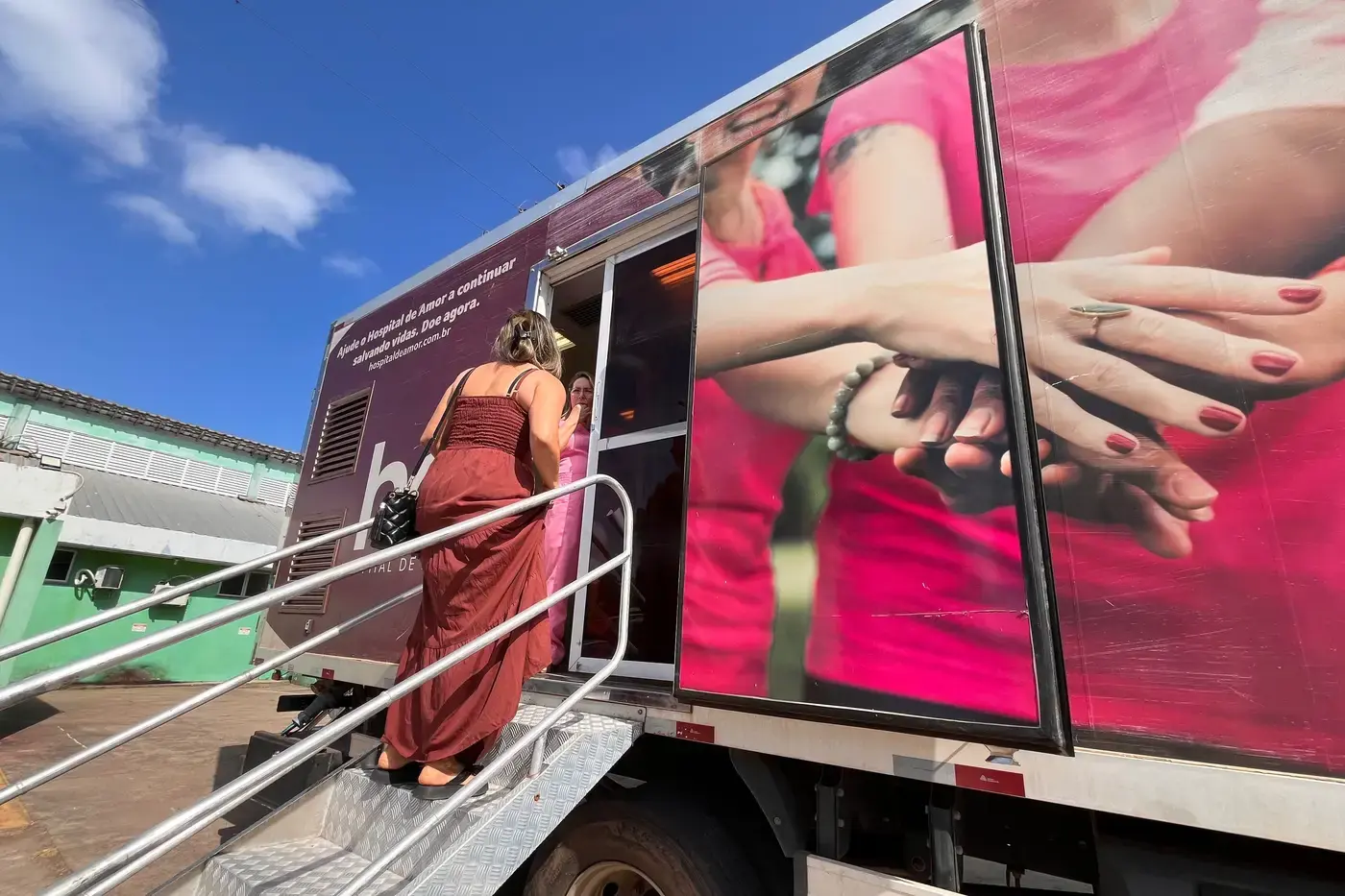 Outubro Rosa: Governo leva exames preventivos às mulheres na UPA Zona Norte