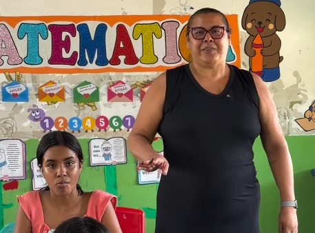 Pracuúba homenageia professores e destaca papel da educação na formação de novas gerações