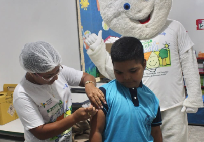 Programa Saúde na Escola leva ações de prevenção e cuidados a alunos de Calçoene