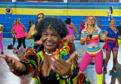 Zumba Jari promove noite temática e reúne mulheres em atividade de saúde e integração