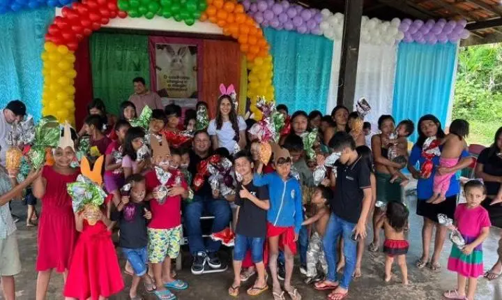 Ação de Páscoa leva alegria a mais de 600 crianças na Perimetral Norte, em Pedra Branca do Amapari