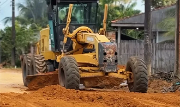 Bairro Aeroporto recebe obras de terraplanagem e asfaltamento em Porto Grande