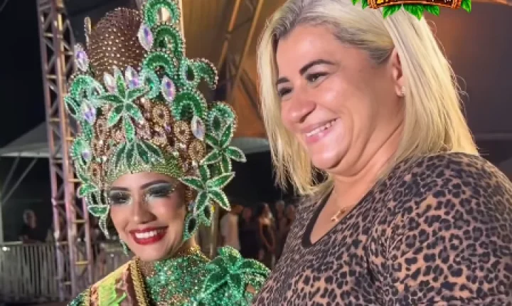 Camila Aguiar é eleita Rainha do 21º Festival do Cupuaçu em Serra do Navio