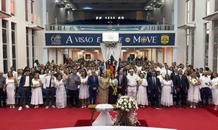 Casamento na Comunidade oficializa união de 60 casais em Santana