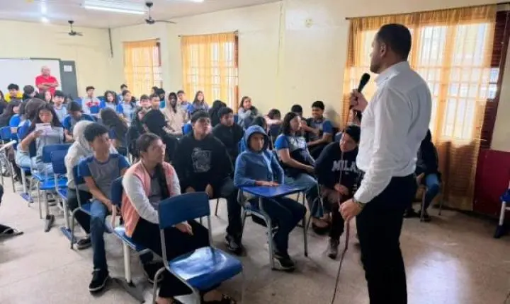 Combate ao Feminicídio: MP-AP participa de ação educativa junto à rede de proteção