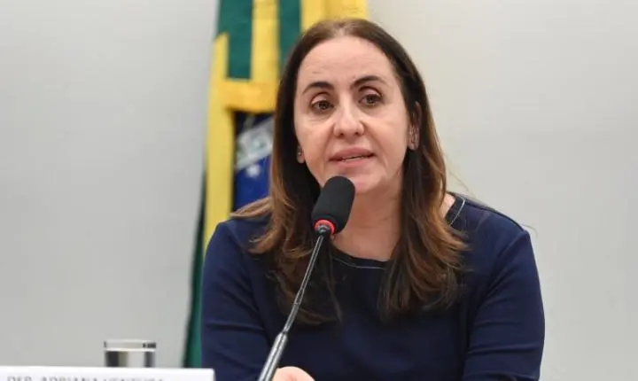 Comissão debate fatores estruturais que impactam a economia brasileira