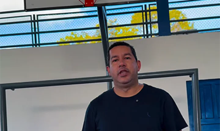 Ferreira Gomes anuncia reconstrução e urbanização da quadra do Paredão