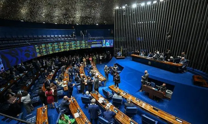 Furto ou roubo de combustíveis passa a ser punido com penas maiores