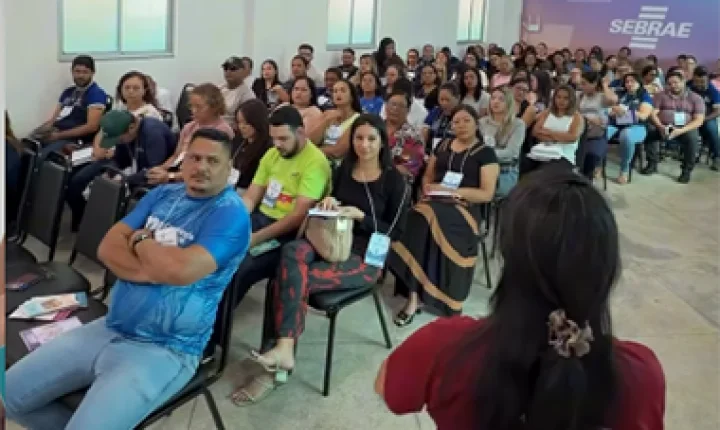 Laranjal do Jari capacita profissionais em oficina de puericultura para reforçar cuidado infantil