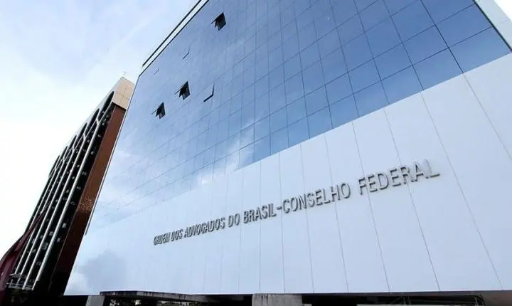 Lei reorganiza diretorias do Conselho Federal da OAB