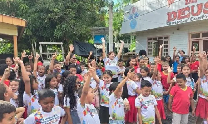 Mazagão intensifica ações educacionais em comunidades ribeirinhas com formação e inclusão