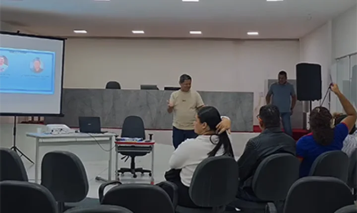 Mazagão realiza formação para professores e coordenadores da EJA