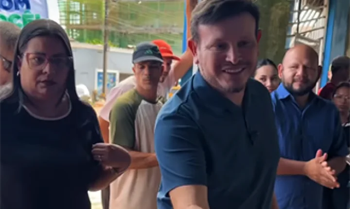 Oiapoque distribui 300 cestas a pescadores atingidos pela estiagem