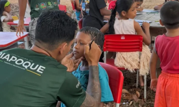 Oiapoque leva ações de assistência social e atendimento familiar à comunidade Vila Velha