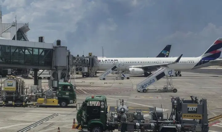 Petrobras reajusta preço médio do querosene de aviação em 13,9%