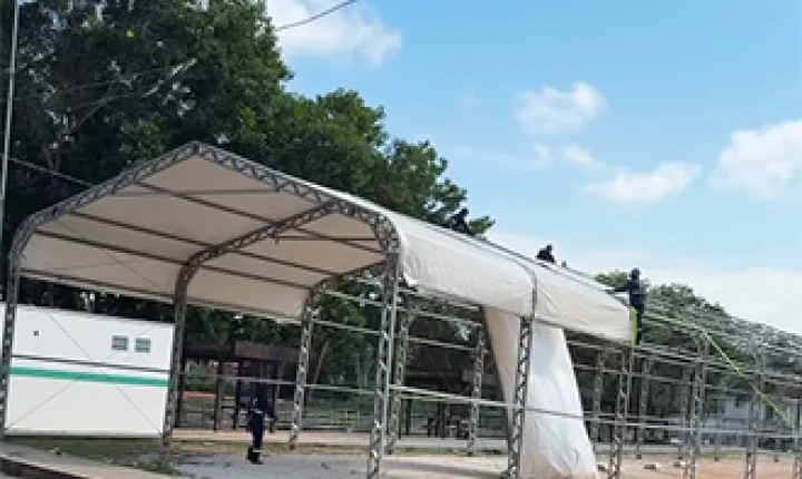 Porto Grande inicia montagem da estrutura para o 32º Festival do Abacaxi