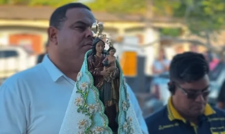 Porto Grande recebe imagem peregrina de Nossa Senhora de Nazaré em caminhada de fé e devoção
