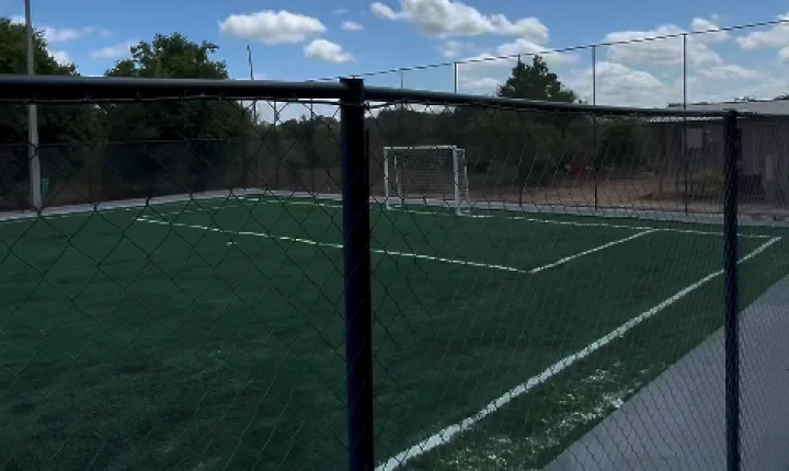 Pracuúba prepara entrega de nova quadra society na comunidade do Breu