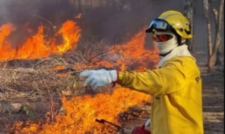Pracuúba reforça alerta contra queimadas e orienta população sobre riscos ambientais e à saúde