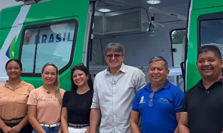 Pracuúba reforça rede de saúde com laboratório municipal e novos veículos