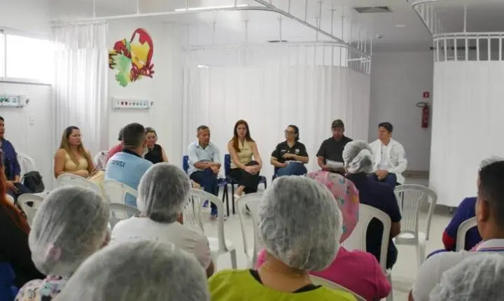 Prefeitura de Macapá garante continuidade dos servidores do IMPE e reforça diálogo com profissionais da saúde