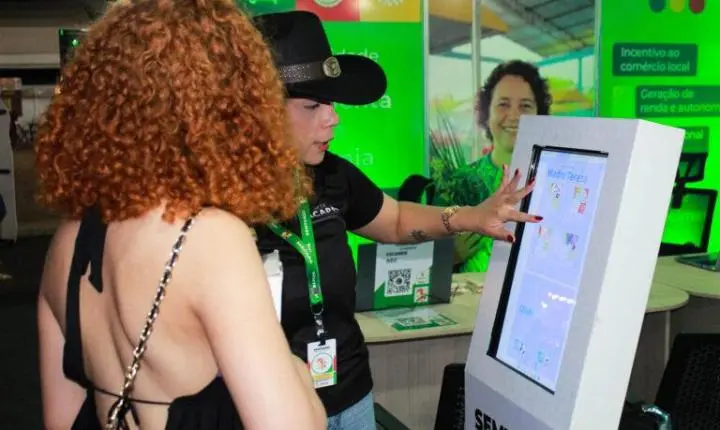 Prefeitura de Macapá inicia atendimentos da Semtradi durante a Expofeira 2026