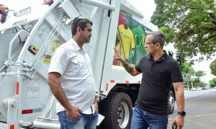 Prefeitura de Macapá reforça limpeza urbana com dois novos caminhões coletores