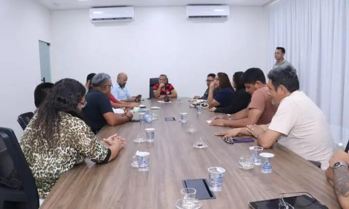 Prefeitura de Macapá reúne com representantes e lideranças do Perpétuo Socorro