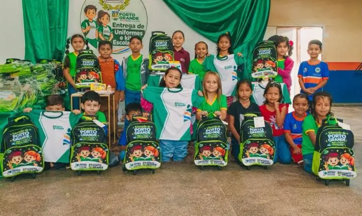 Prefeitura de Porto Grande entrega kits escolares e reforça compromisso com a educação pública