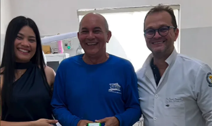 Prefeitura de Vitória do Jari entrega próteses dentárias e devolve sorrisos à população