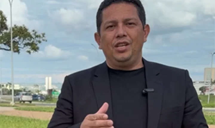 Rafael Toscano leva pauta da alfabetização e do financiamento escolar de Vitória do Jari a Brasília