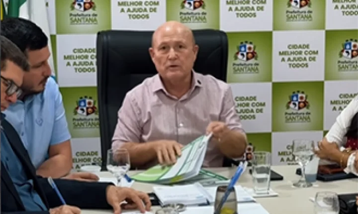 Santana lança programa para reforçar segurança pública no município
