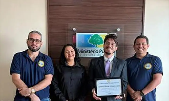 Secretário Rafael Toscano reconhece atuação do promotor Adriano Nonaka em defesa da educação inclusiva em Vitória do Jari