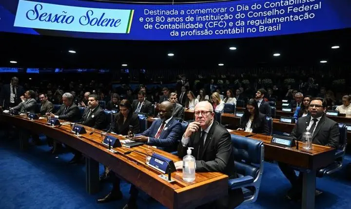 Sessão destaca importância dos contadores para reforma tributária e combate à corrupção