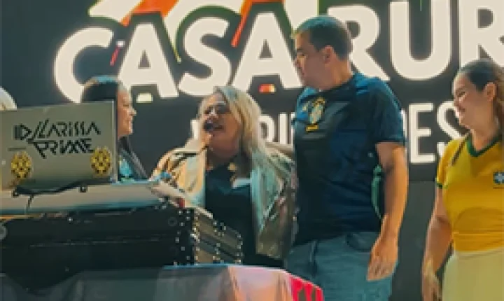Torcida de Cutias transforma jogo do Brasil em noite de festa e confraternização