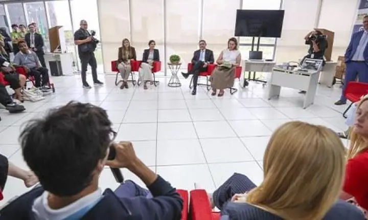 TSE reúne influenciadores digitais em estratégia contra desinformação nas redes