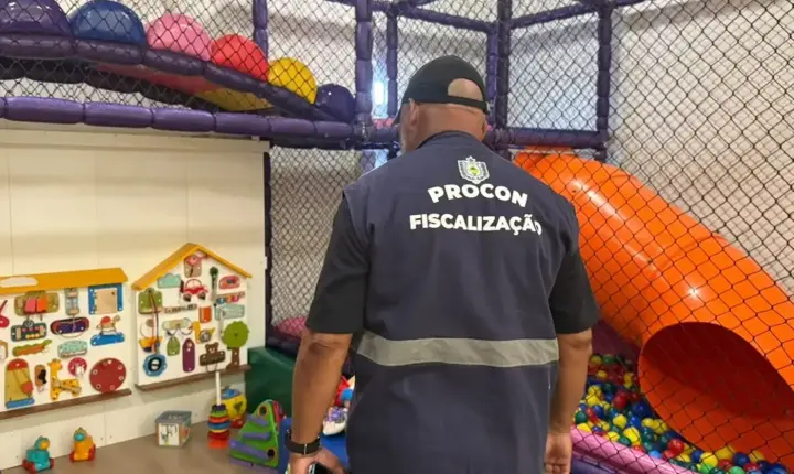 Procon-AP fiscaliza parques de diversão e orienta consumidores sobre as compras para o Dia das Crianças